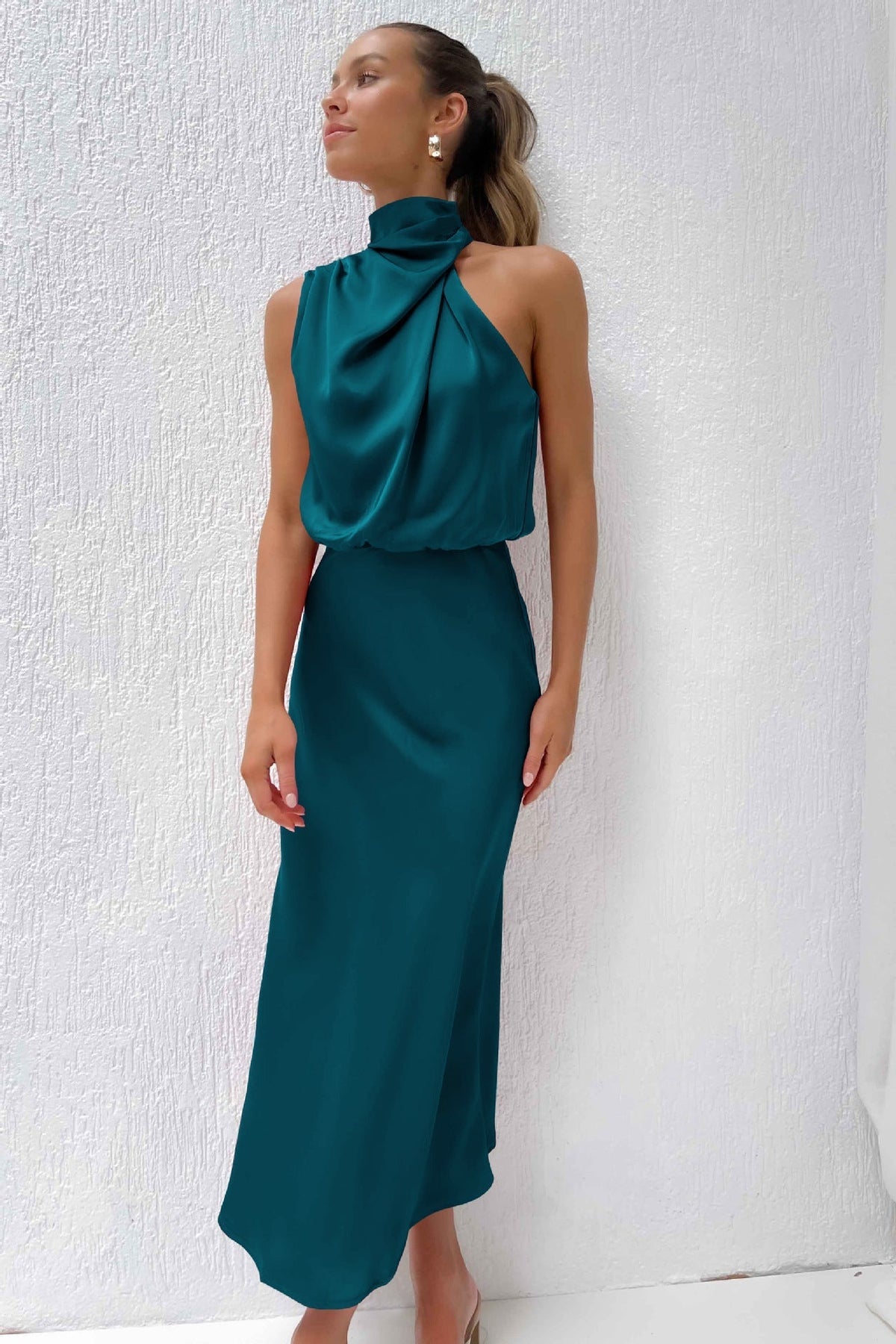 Women's Halter Cocktail Midi Dress – Flowy Relaxed Occasion Dress