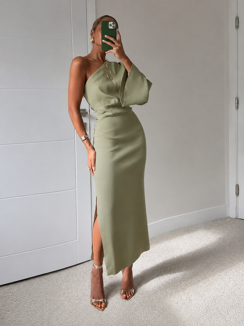 Women's Green Pleated Maxi Dress – Flowy Day-to-Evening Occasion Dress
