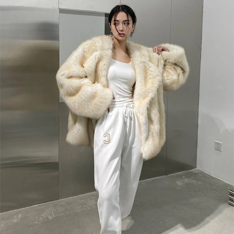 Women's Oversized Faux Fur Coat – Fluffy Winter Statement Jacket