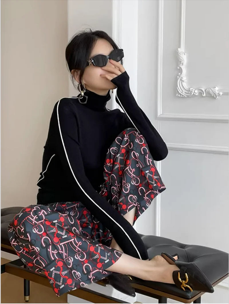 Women's Long Sleeve Roll Neck Sweater – Fitted Winter Knit Sweater