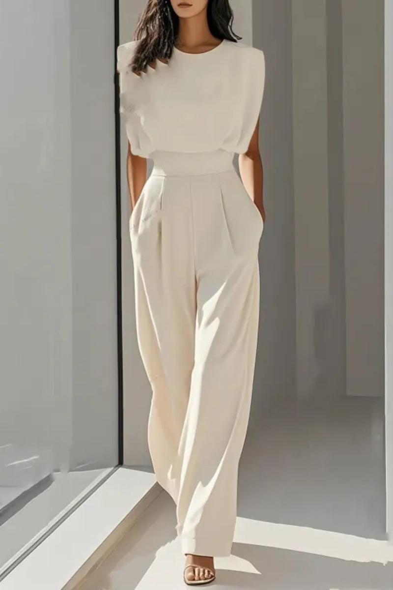 Women's Fitted Waist Jumpsuit – Tailored Casual Occasion Jumpsuit