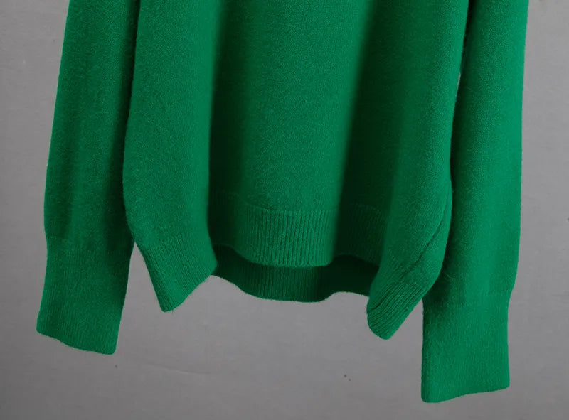 Women's Oversized Knit Sweater – Relaxed Long Sleeve Winter Sweater