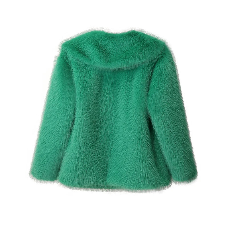 Women's Oversized Faux Fur Coat – Fluffy Winter Statement Jacket