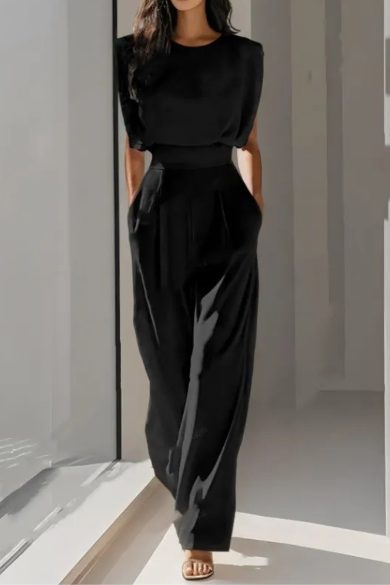 Women's Fitted Waist Jumpsuit – Tailored Casual Occasion Jumpsuit