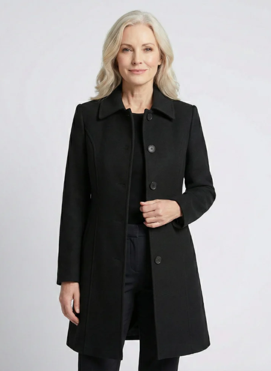Alanah | Classic Button Coat with long sleeve and button closure