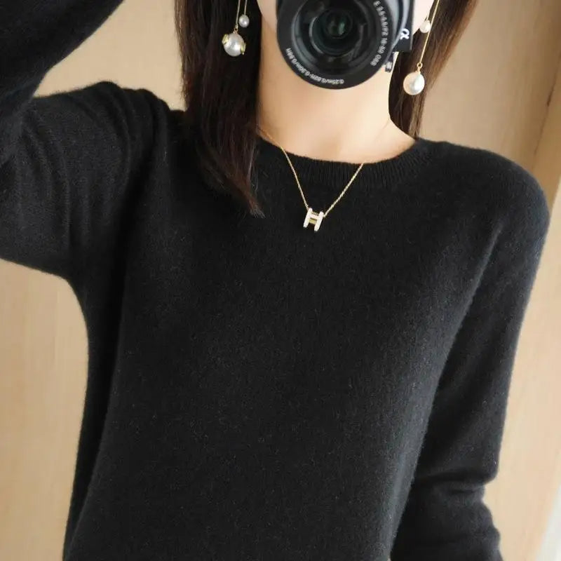 Women's Crew Neck Knit Sweater – Lightweight Long Sleeve Sweater