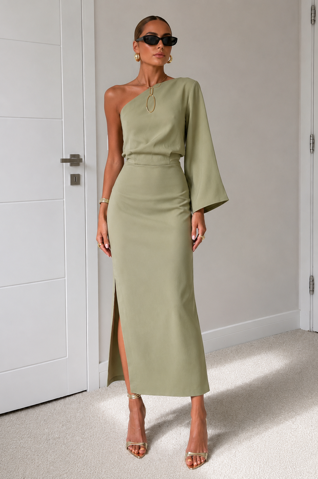 Women's Green Pleated Maxi Dress – Flowy Day-to-Evening Occasion Dress