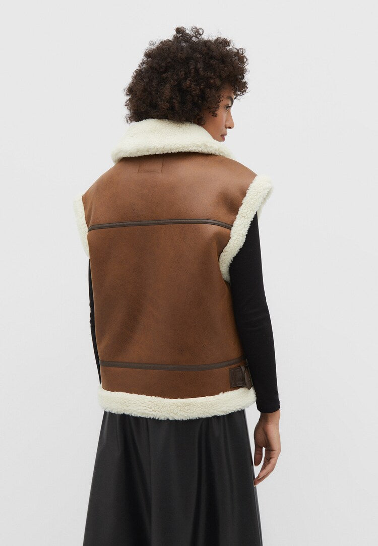 Women's Sleeveless Faux Leather Vest – Fur Lined Winter Gilet
