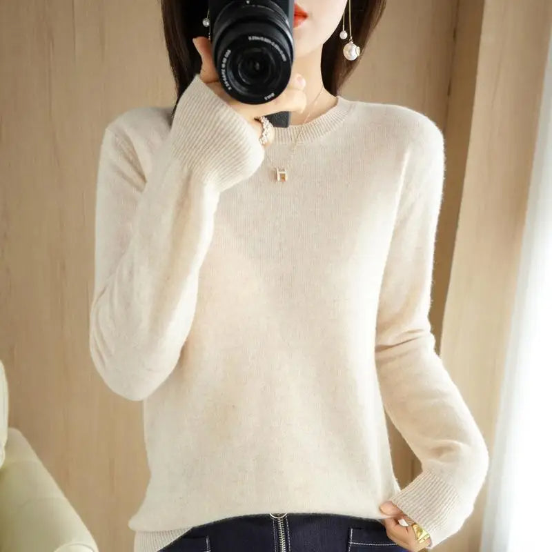 Women's Crew Neck Knit Sweater – Lightweight Long Sleeve Sweater