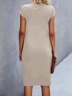 Alanah | Defined Waist Midi Dress with round neck