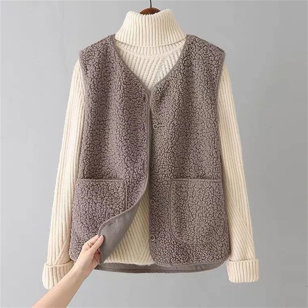 Women's Button Front Vest – Relaxed Pocket Layering Gilet