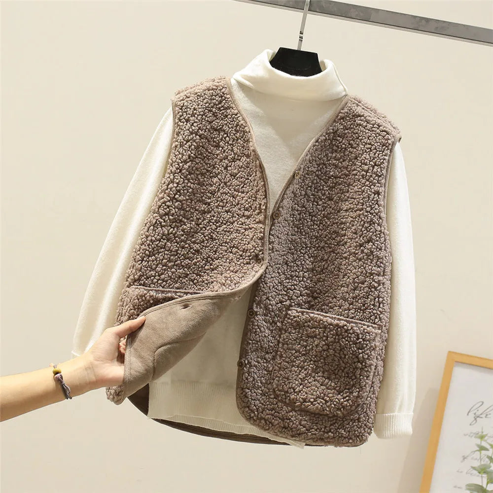 Women's Button Front Vest – Relaxed Pocket Layering Gilet