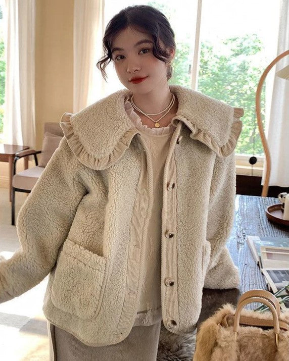 Women's Ruffle Collar Winter Coat – Plush Relaxed Jacket