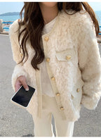 Women's Cropped Faux Fur Coat – Plush Collar Winter Jacket