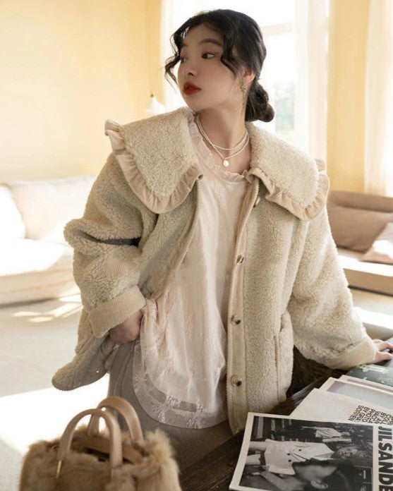 Women's Ruffle Collar Winter Coat – Plush Relaxed Jacket