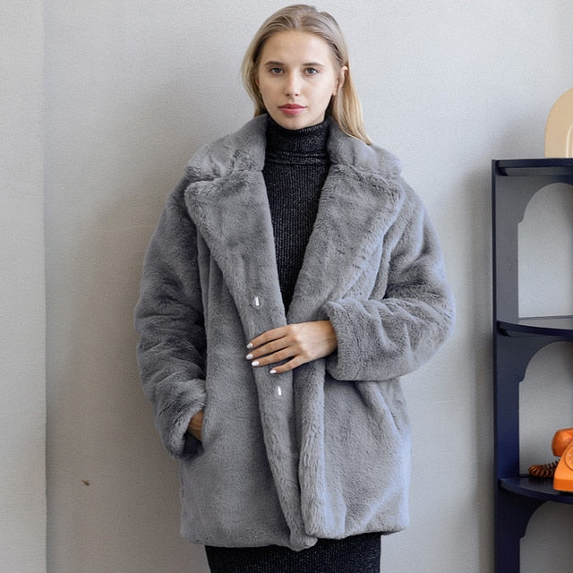 Women's Oversized Faux Fur Jacket – Plush Collar Winter Coat