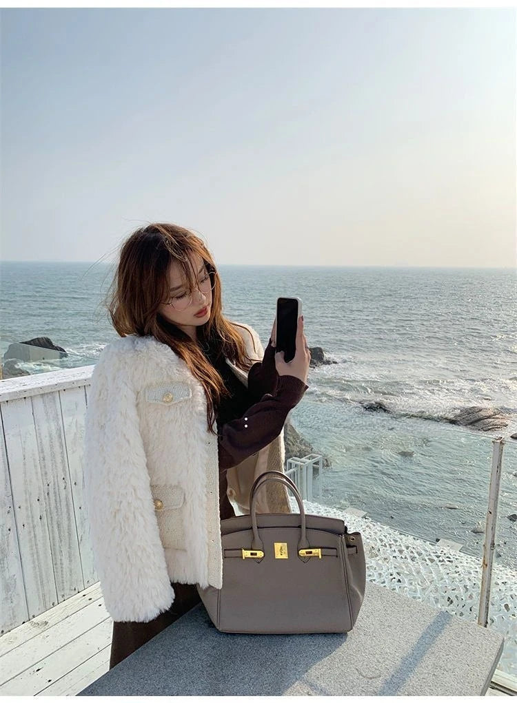 Women's Cropped Faux Fur Coat – Plush Collar Winter Jacket