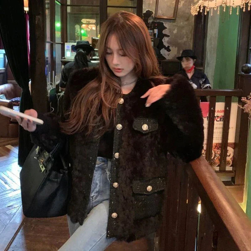 Women's Cropped Faux Fur Coat – Plush Collar Winter Jacket