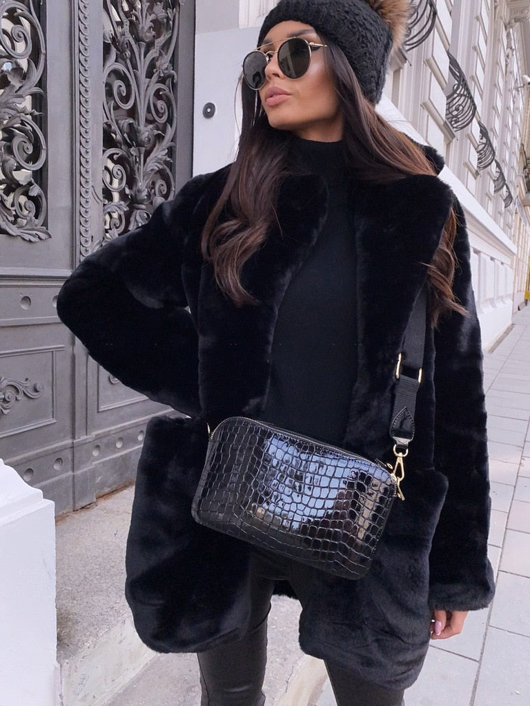 Women's Oversized Faux Fur Jacket – Plush Collar Winter Coat