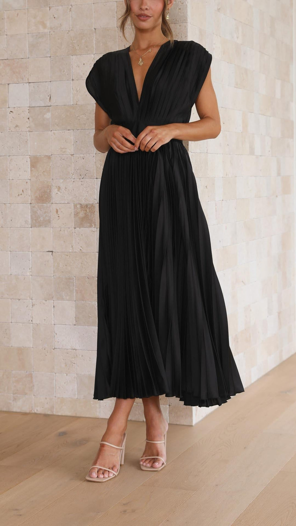 Women's Flowing Pleated Maxi Dress – Sleeveless Formal Occasion Dress
