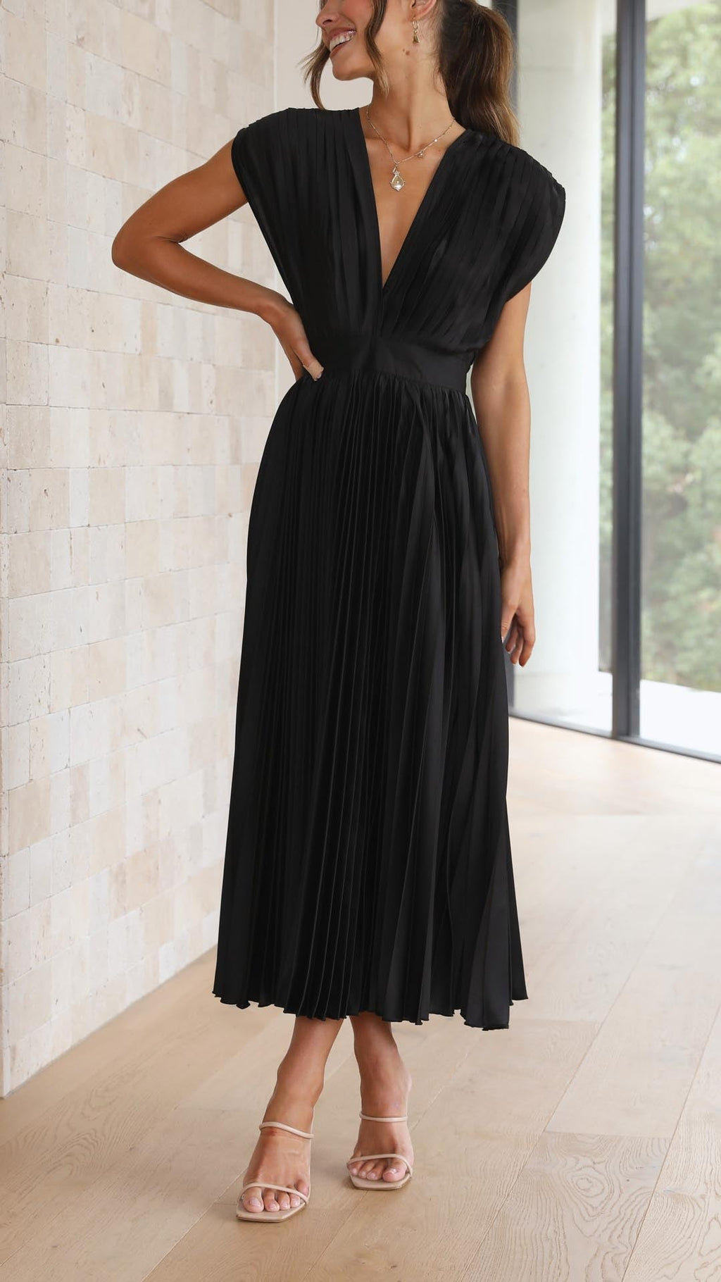 Women's Flowing Pleated Maxi Dress – Sleeveless Formal Occasion Dress