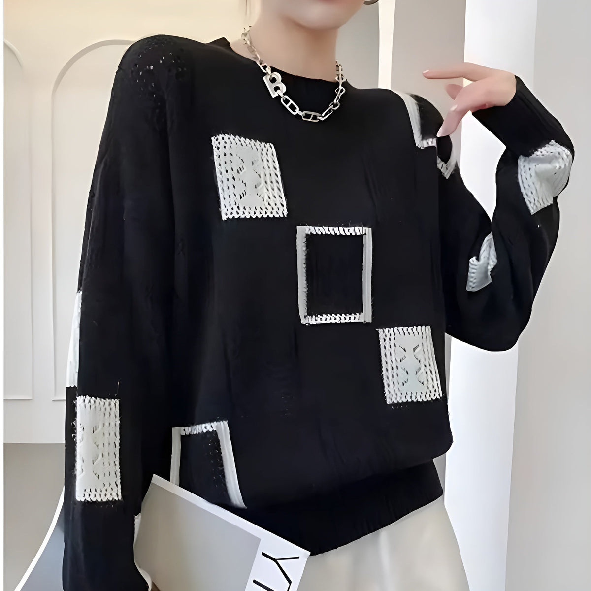 Women's Patterned Patchwork Sweater – Long Sleeve Knit Pullover