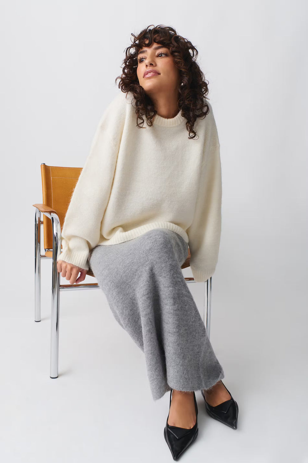 Women's Oversized Balloon Sleeve Sweater – Round Neck Knit Pullover
