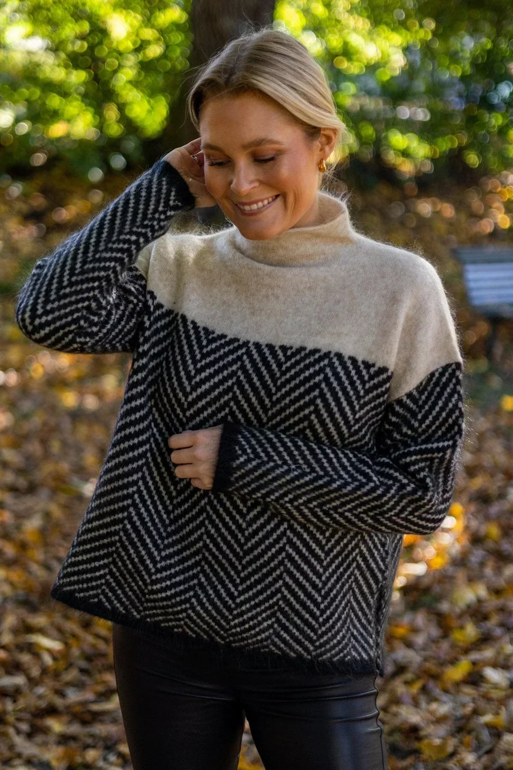 Women's High Neck Winter Sweater – Relaxed Long Sleeve Knit Sweater