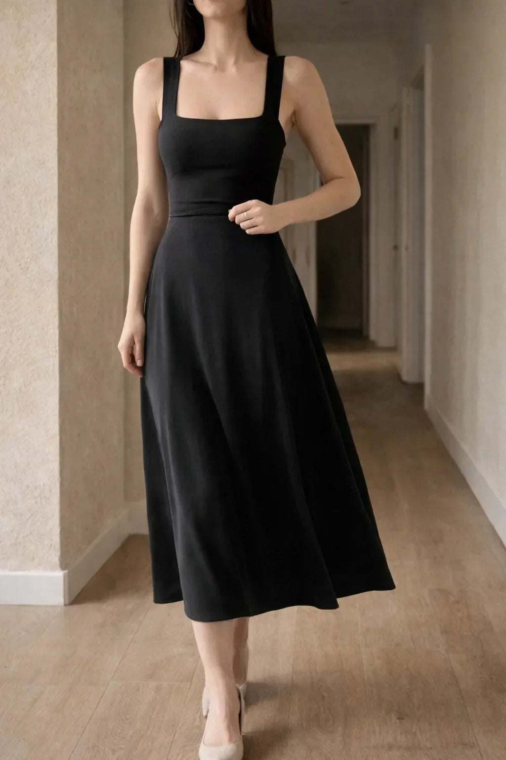 Women's Fitted Bodice A-Line Midi Dress – Square Neck Sleeveless Dress