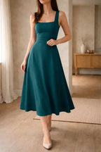 Women's Fitted Bodice A-Line Midi Dress – Square Neck Sleeveless Dress