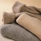 Women's Classic Roll Neck Sweater – Turtleneck Winter Knit Sweater