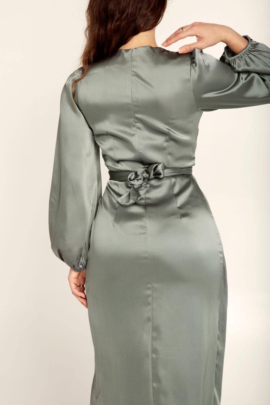 Women's Tailored Long Sleeve Maxi Dress – Fitted Waist Formal Evening Gown